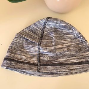 Lululemon “run for it all” beenie